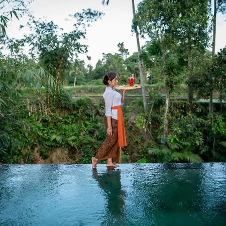 Madhawa Ubud Villa & Spa Exterior photo